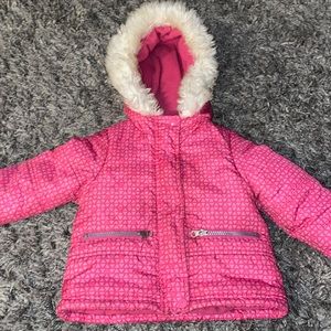 🦩Pink puffer jacket with fur hood